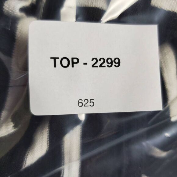 Chico’s Women’s Striped Black White Long Sleeve Top Size 3 (XL) Cotton Modal Ble - Picture 9 of 9